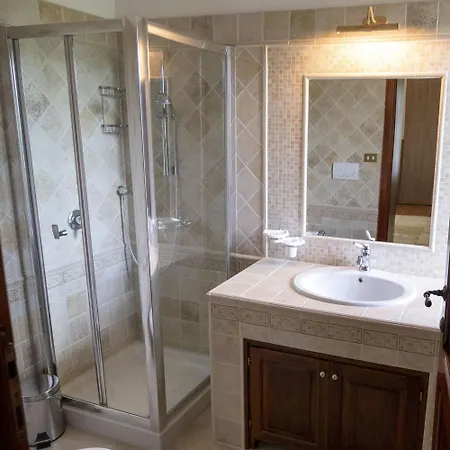 Alojamento de Acomodação e Pequeno-almoço Assisi Simi