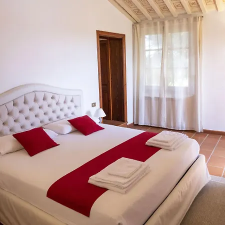 Assisi Simi Couette-café 3*