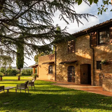 Assisi Simi 3*