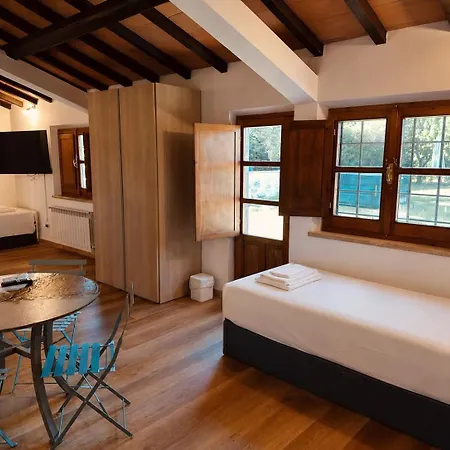 Assisi Simi 3*